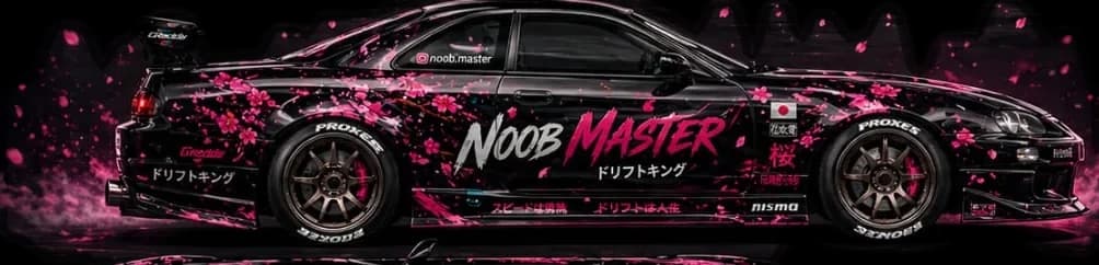 Nissan Skyline com a livery oficial N00B Master derrapando